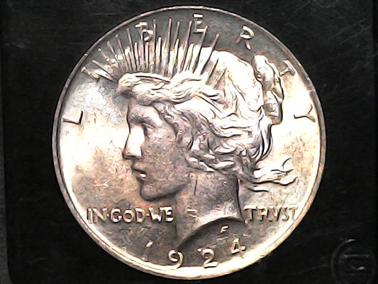 1924 Silver Peace dollar  with 'Liberty' and 'In God We Trust' inscriptions