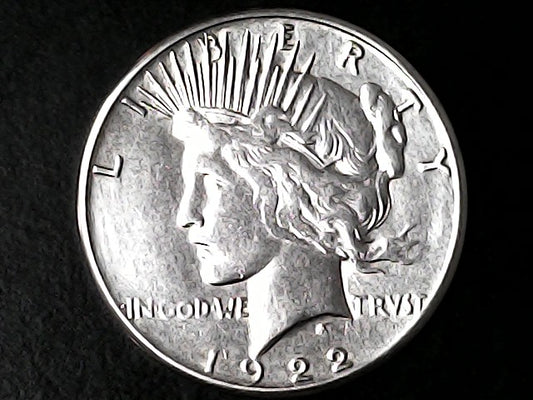 1922 Silver Peace dollar  with 'Liberty' and 'In God We Trust' inscriptions